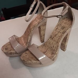 LC Lauren  Conrad 5" heels sz 7 nude color